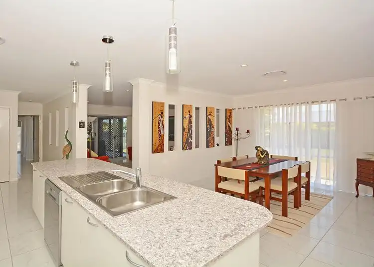 Sixth view of Homely house listing, 5 Avery Court, Dundowran Beach QLD 4655