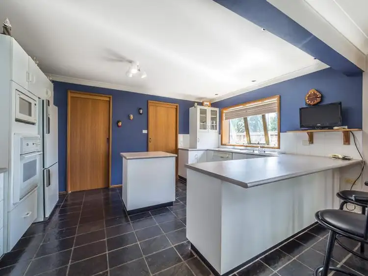 Fifth view of Homely house listing, 38 Gymea Crescent, Mannering Park NSW 2259