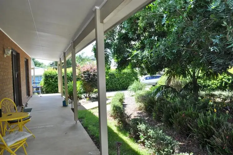 10 Fifth Avenue, Stuarts Point NSW 2441
