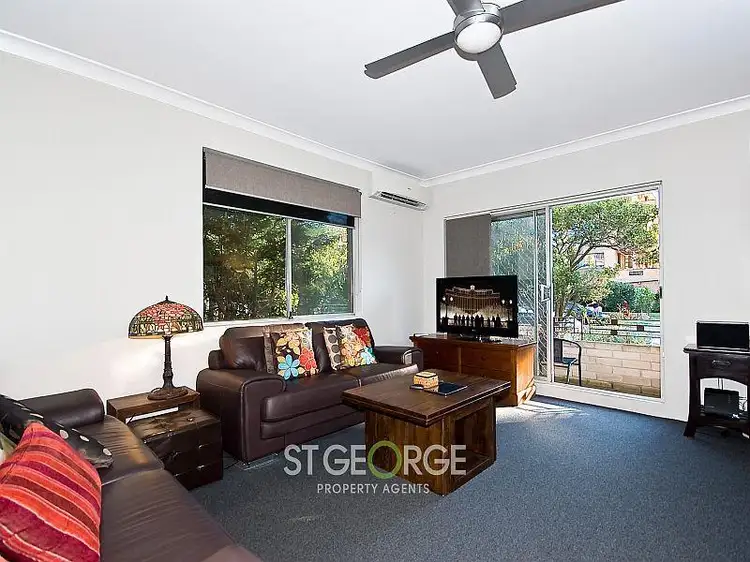 1/54 Ocean  Street, Penshurst NSW 2222
