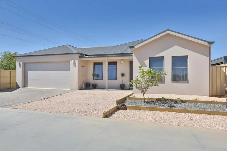 Main view of Homely unit listing, 1/2724 Fourteenth Street, Irymple VIC 3498