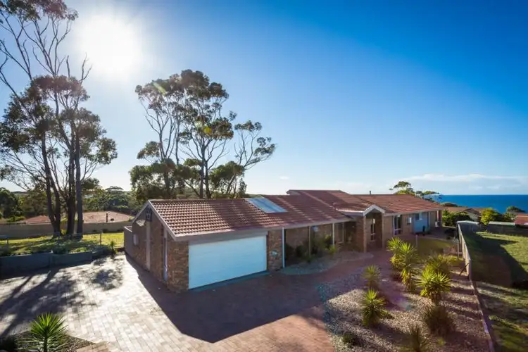 13 Beach View Court, Tura Beach NSW 2548