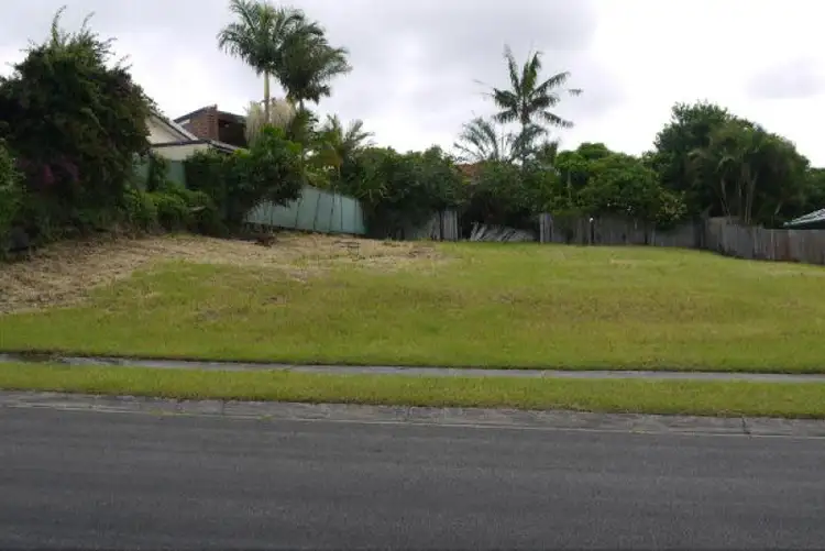 7 Carrumbella Drive, Arundel QLD 4214