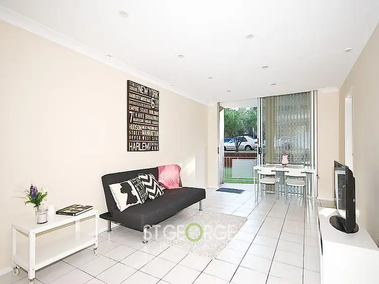 Fifth view of Homely apartment listing, 2/10 Arcadia Street, Penshurst NSW 2222