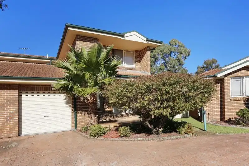 Main view of Homely townhouse listing, 2/5 Casuarina Place, Macquarie Fields NSW 2564