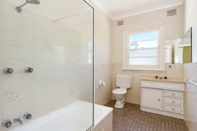 Fifth view of Homely unit listing, Unit 5, 53 Fitzroy Street, East Tamworth NSW 2340