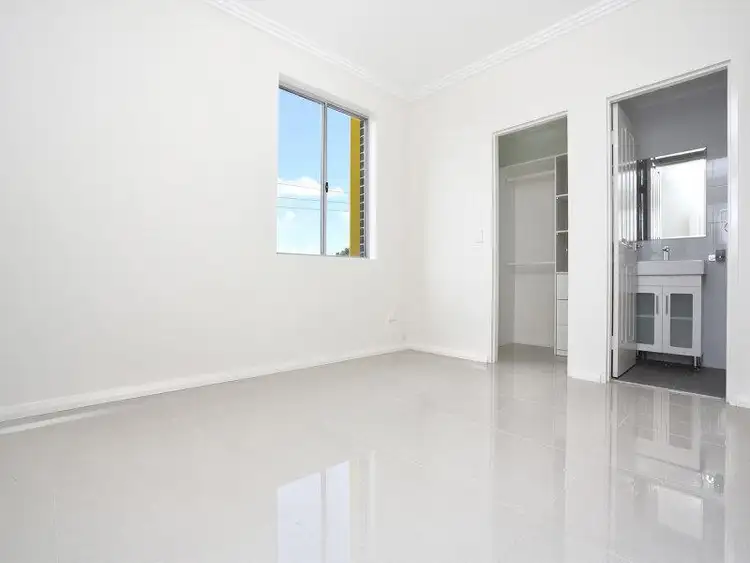 12/29-31 Cross Street, Guildford NSW 2161
