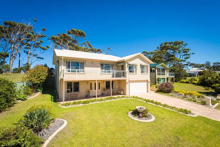 4 Bournda Circuit, Tura Beach NSW 2548