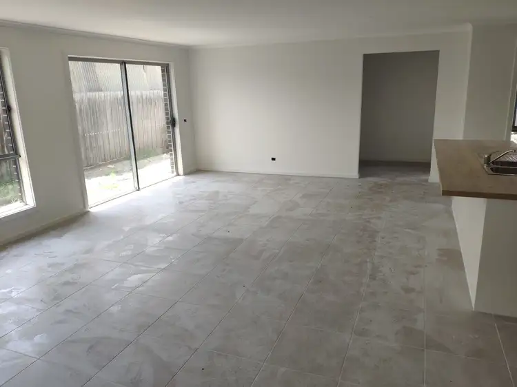 Sixth view of Homely house listing, 2/15 Henry Street, Koo Wee Rup VIC 3981