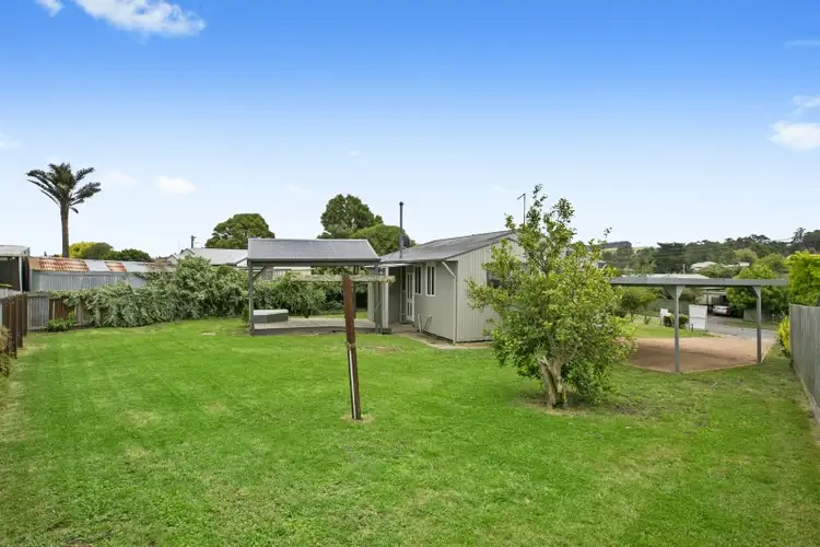 Second view of Homely house listing, 5 Munro Court, Korumburra VIC 3950
