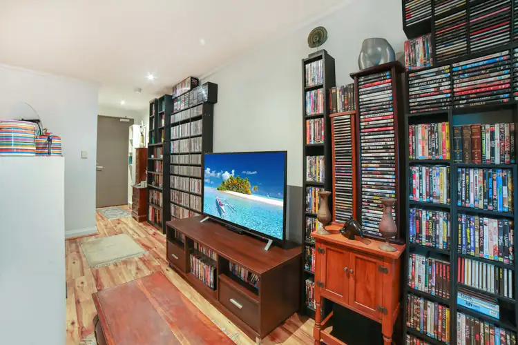 Sixth view of Homely studio listing, 17/5-13 Larkin Street, Camperdown NSW 2050