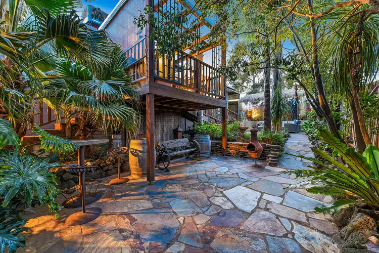 4 Conway Court, Somerville VIC 3912