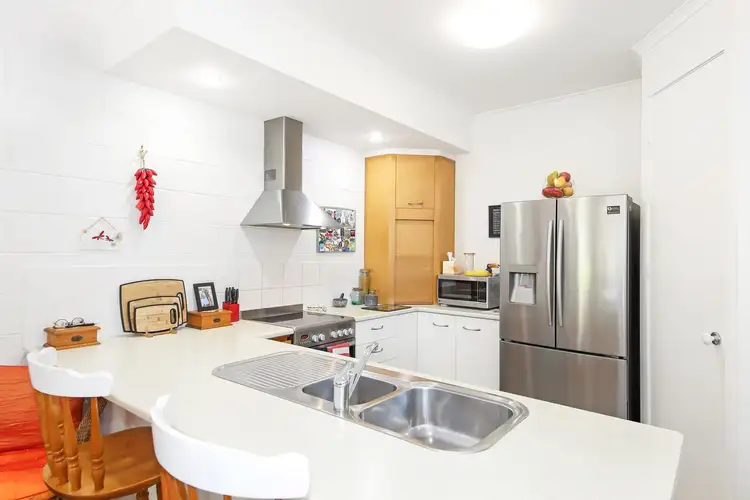 Fifth view of Homely unit listing, 2/2 Elly Circuit, Coolum Beach QLD 4573