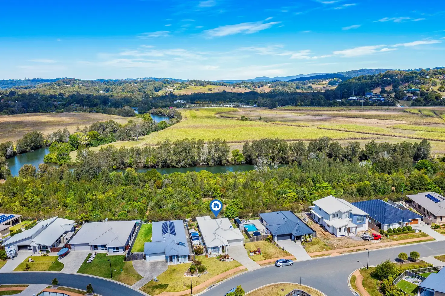 Main view of Homely house listing, 33 Cutters Way, Bli Bli QLD 4560