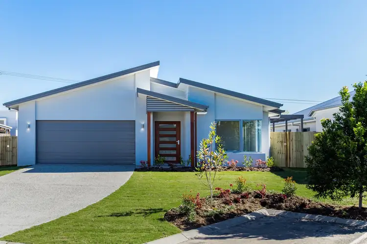 40 Surfrider Place, Mudjimba QLD 4564