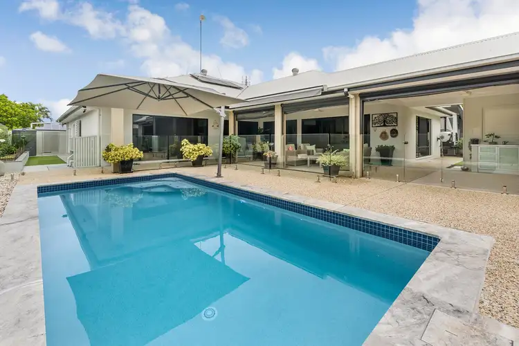 18 Satinash Place, Mudjimba QLD 4564