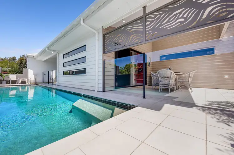 2 Oceancall Lane, Mount Coolum QLD 4573