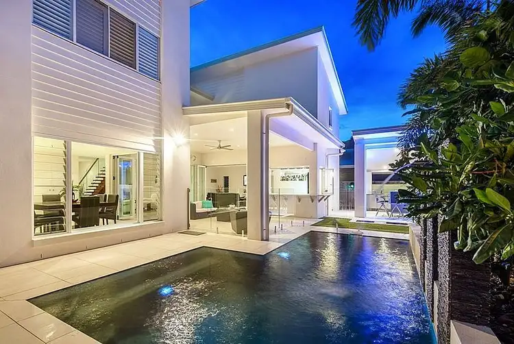 2 Sandy Court, Mount Coolum QLD 4573