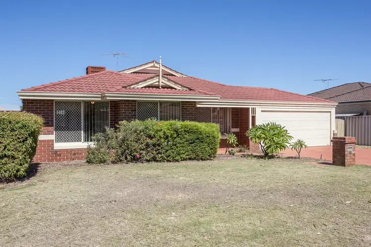 58 Houghton Dr, Carramar WA 6031