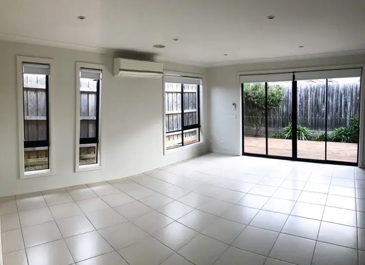 Second view of Homely unit listing, 4/11 Edith Street, Mordialloc VIC 3195