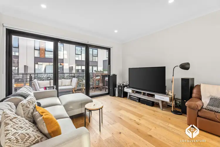 10 Kitchen Rd, Port Melbourne VIC 3207