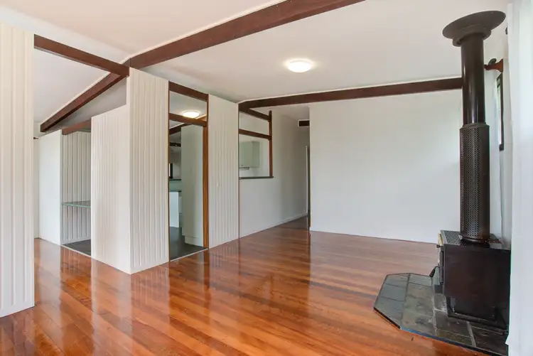 19 Dagmar St, Holland Park West QLD 4121