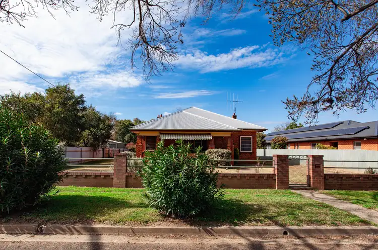 56 Raymond St, Wellington NSW 2820