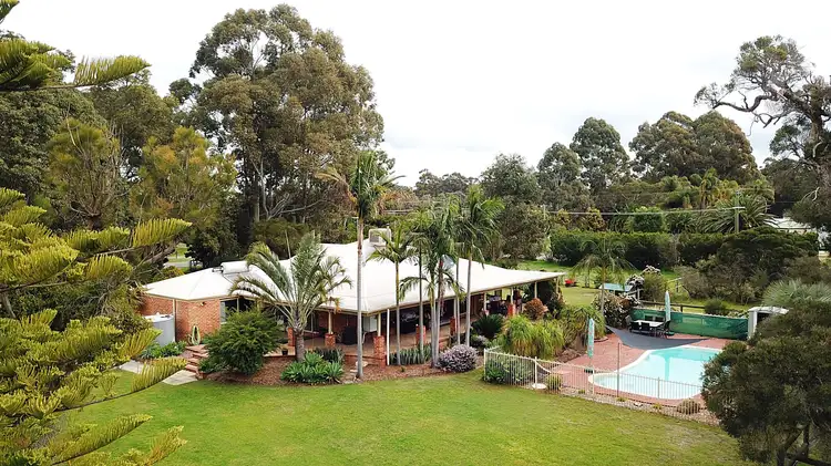 73 Arundel Dr, Wellard WA 6170