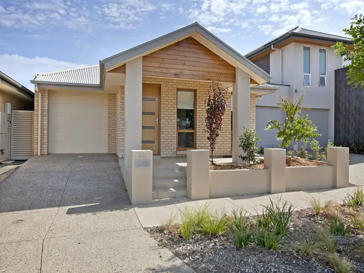 26 Gulnare Grove