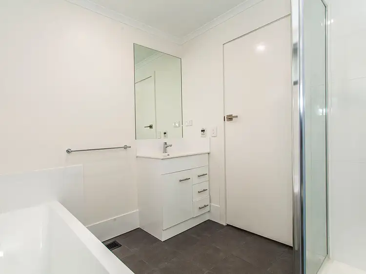 Fourth view of Homely unit listing, 3/18-28 Alfrick Rd, Croydon VIC 3136