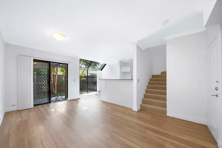 8/15-21 Webb Avenue, Hornsby NSW 2077