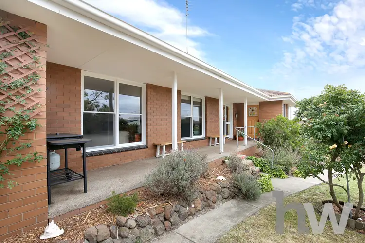 13 Labulla Ct