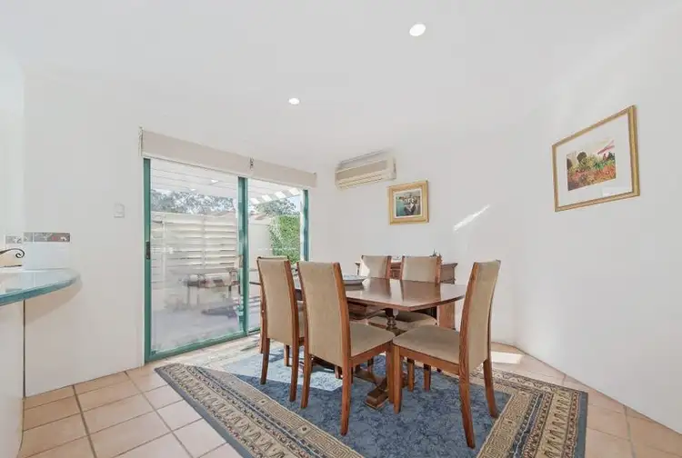 Fourth view of Homely house listing, 2 Rio Vista Cl, Carindale QLD 4152