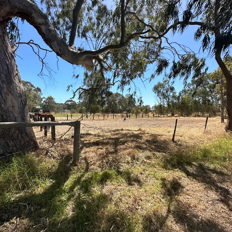 118 Gossage Rd, Cardup WA 6122