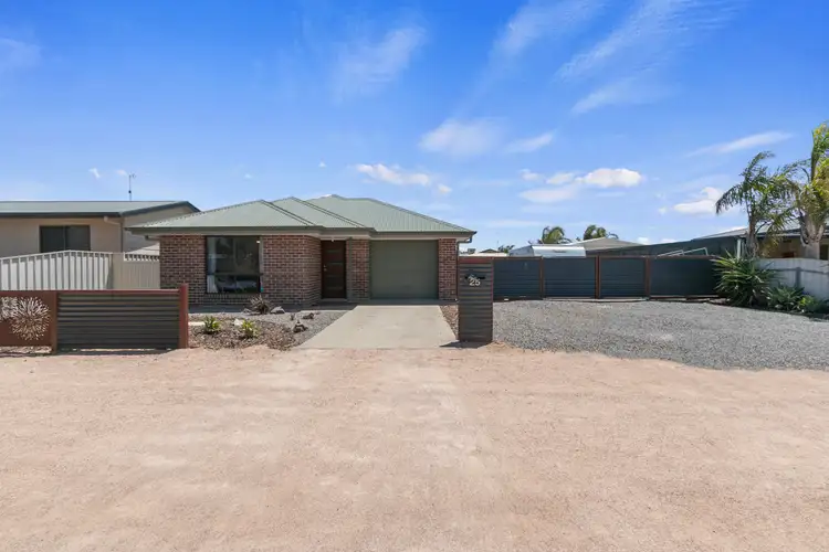 25 Evans Rd North, Wallaroo SA 5556
