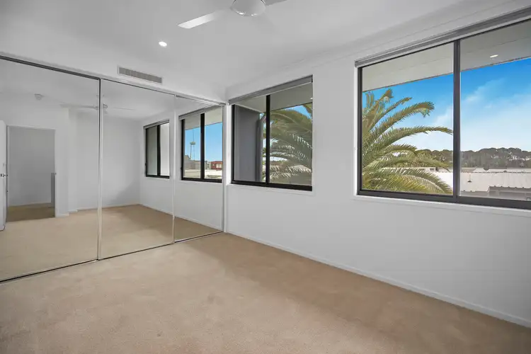 Fifth view of Homely townhouse listing, 32 Park Cove Bvd, Hope Island QLD 4212
