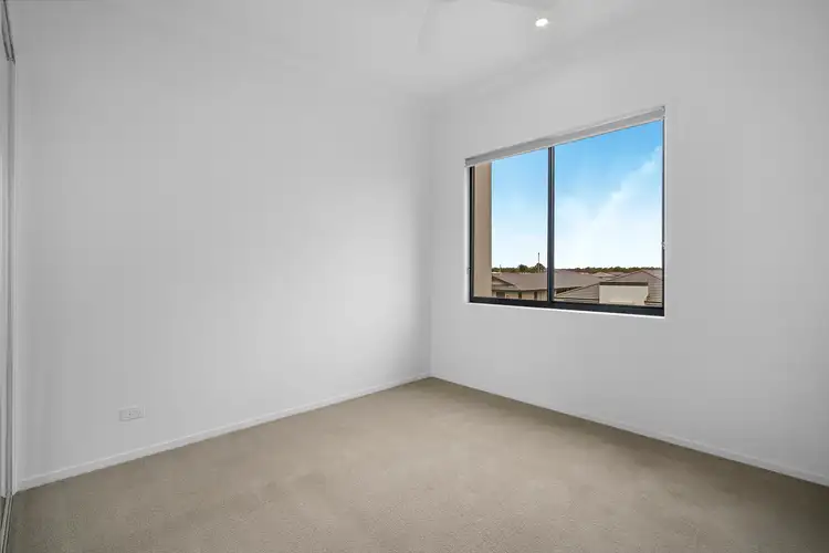 Sixth view of Homely townhouse listing, 32 Park Cove Bvd, Hope Island QLD 4212