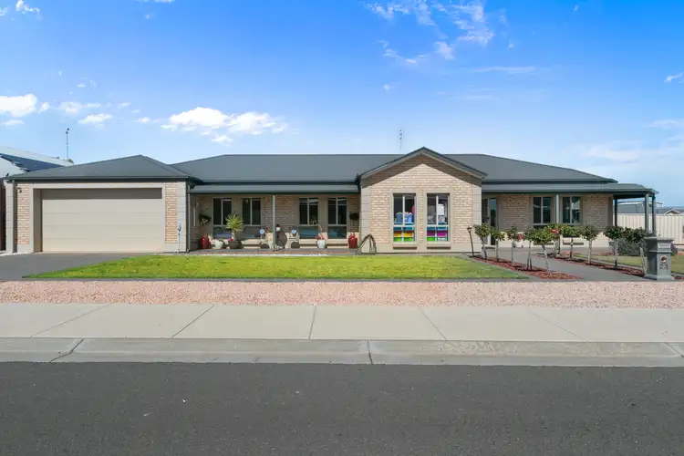 23 Bray St, Moonta Bay SA 5558