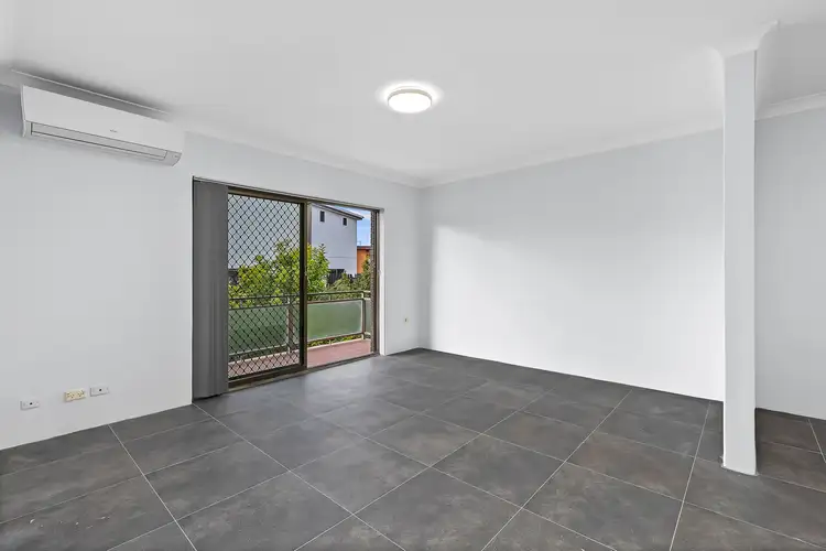 Third view of Homely apartment listing, 5/8 Brisbane St, St Lucia QLD 4067