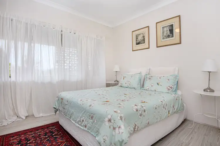 Fourth view of Homely apartment listing, 11/2 Holborn Avenue, Dee Why NSW 2099