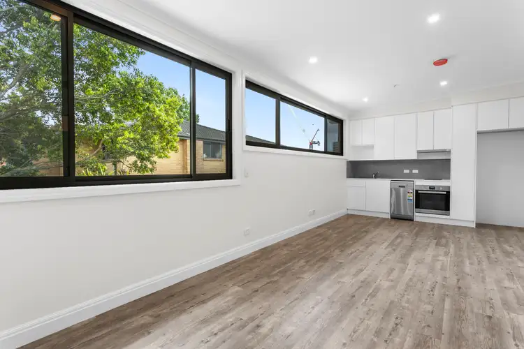 Fourth view of Homely studio listing, 7/2b Francis Street, Dee Why NSW 2099