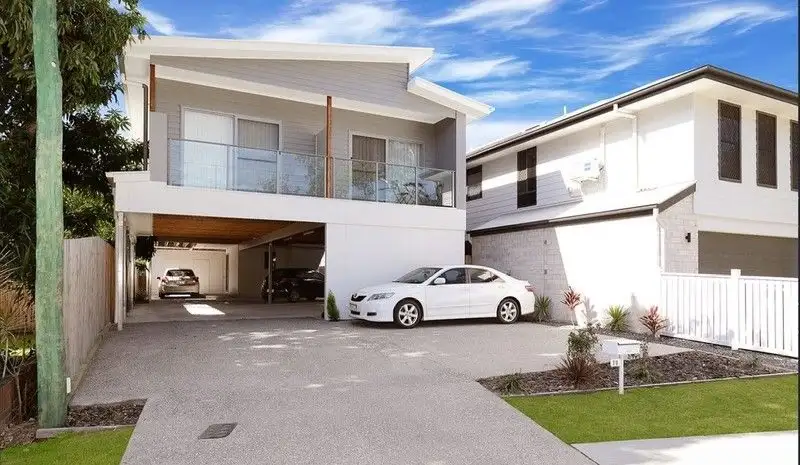 Main view of Homely studio listing, 2/70 Vivian St, Tennyson QLD 4105