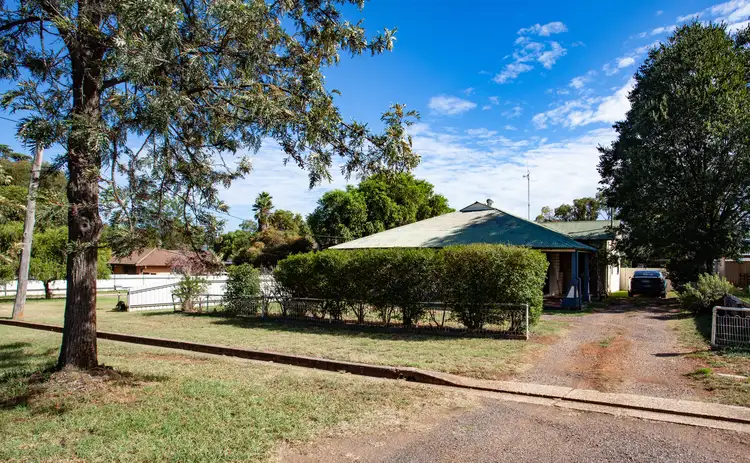 6 Hawkins Street, Wellington NSW 2820