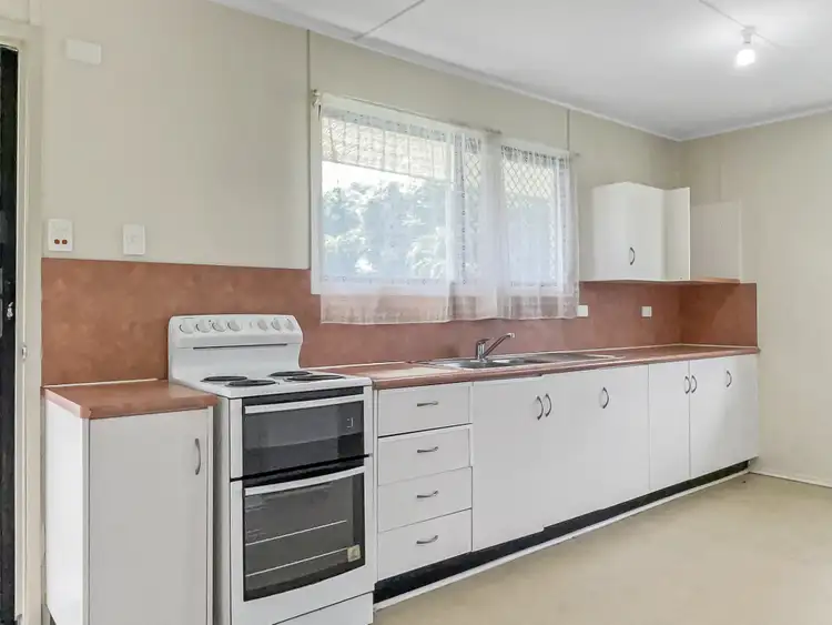Sixth view of Homely house listing, 266 Palmerston St, Vincent QLD 4814