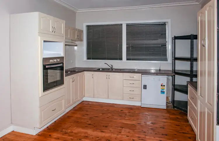 Fifth view of Homely house listing, 10 Gisborne Ln, Wellington NSW 2820