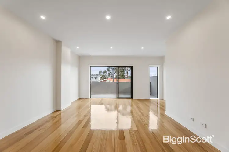Fifth view of Homely townhouse listing, 2/15 Mckeon Rd, Mitcham VIC 3132