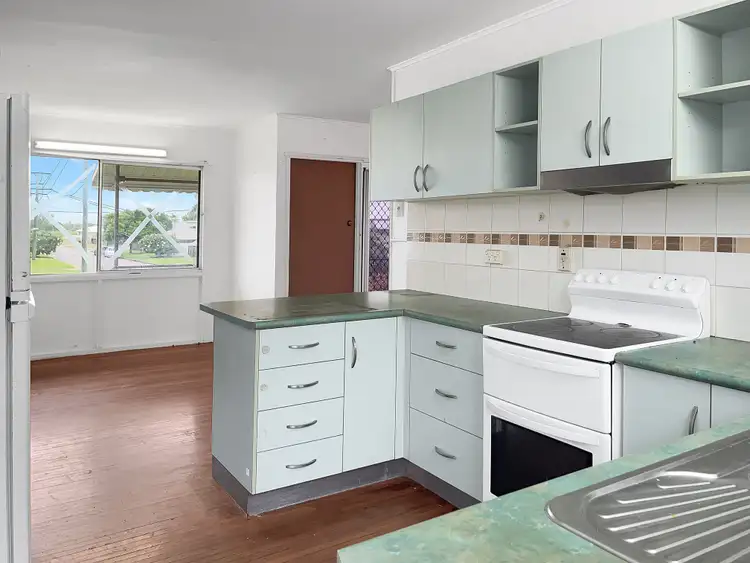 Fifth view of Homely house listing, 128 Twelfth Ave, Railway Estate QLD 4810