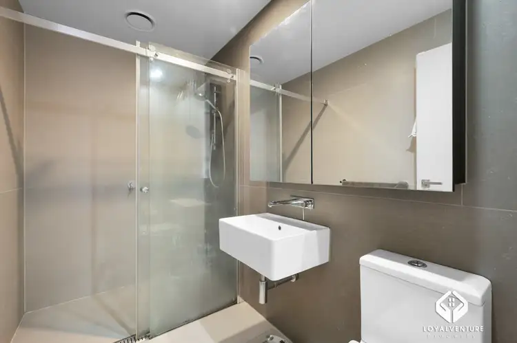 Sixth view of Homely apartment listing, 4405/568 Collins Street, Melbourne VIC 3000