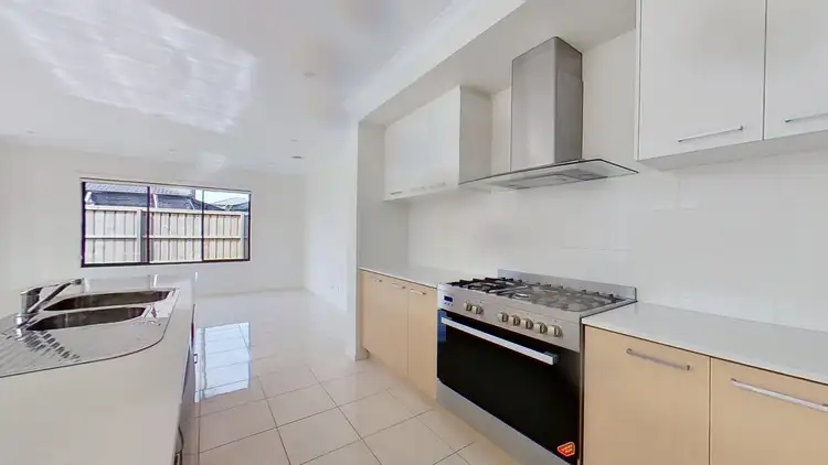 Fifth view of Homely house listing, 10 Dalziell Crescent, Cranbourne North VIC 3977