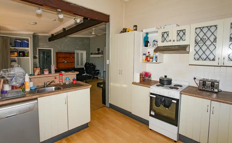 Sixth view of Homely house listing, 8 Clive St, Wellington NSW 2820